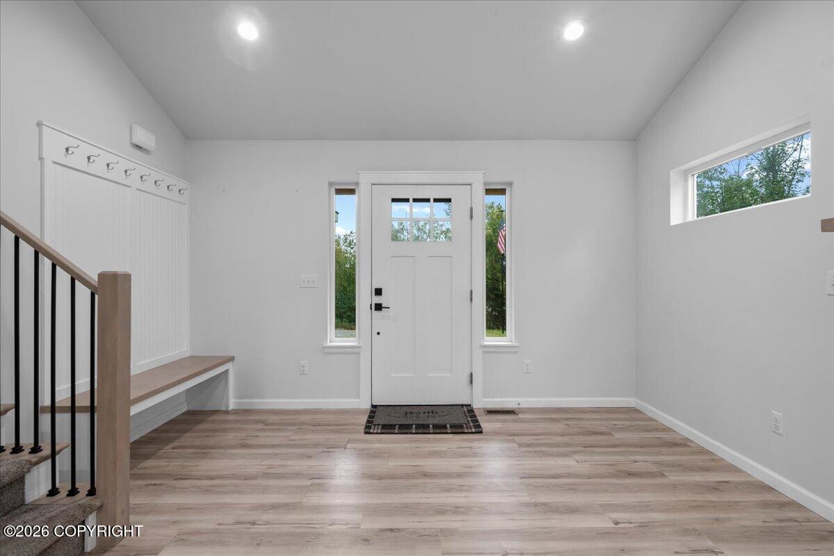 2136 N Meadow Lakes Drive Property Photo 7