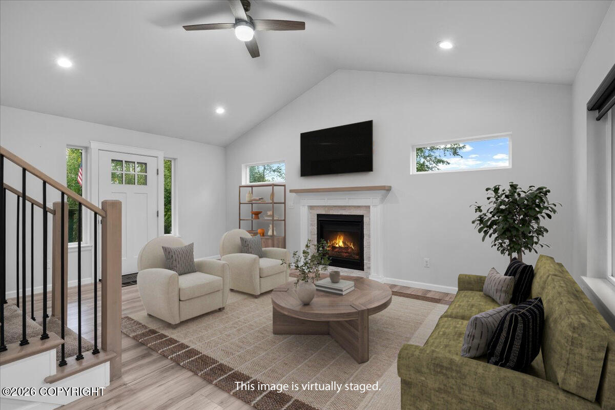 2136 N Meadow Lakes Drive Property Photo 12