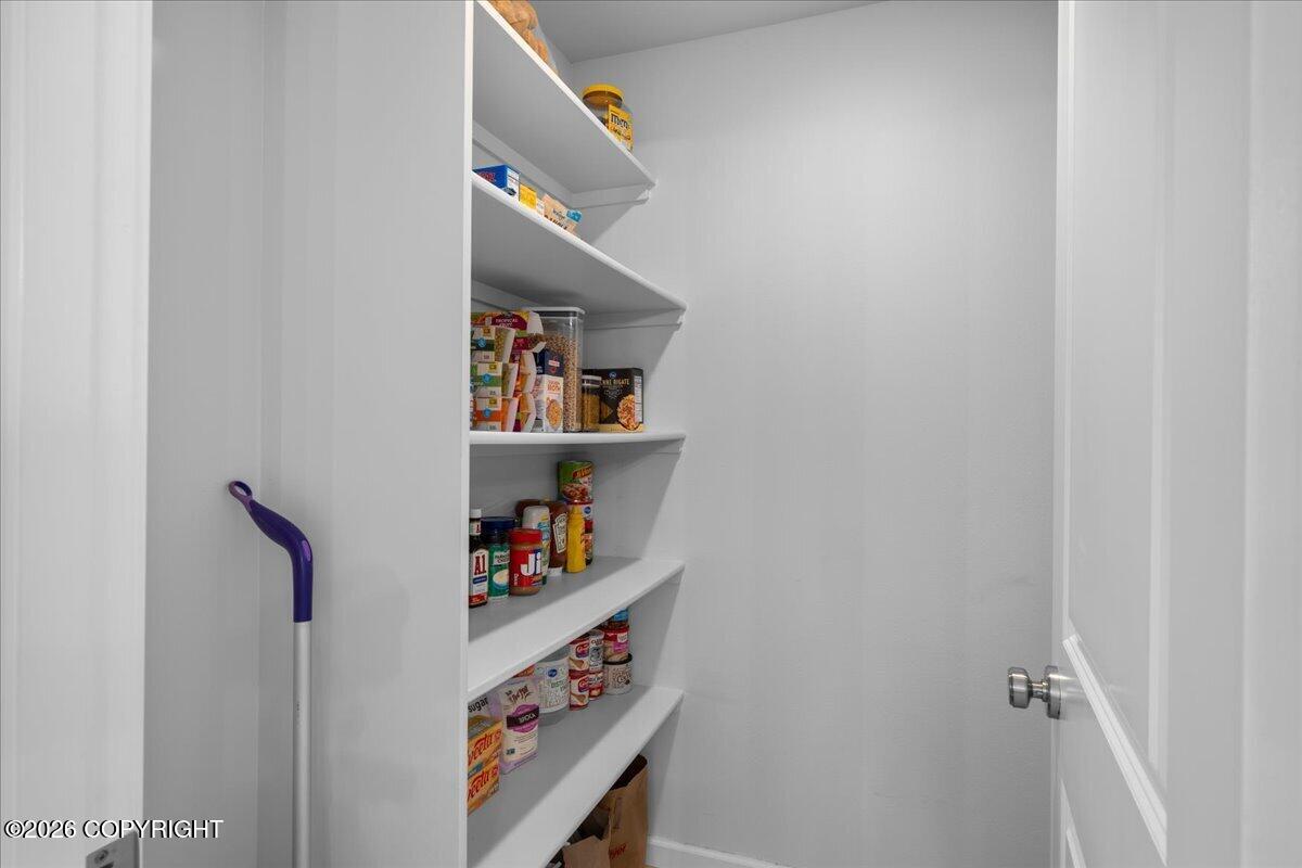2136 N Meadow Lakes Drive Property Photo 30