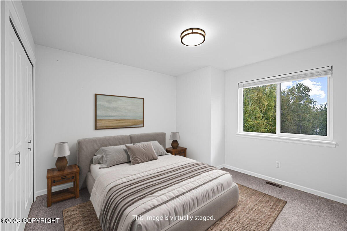 2136 N Meadow Lakes Drive Property Photo 49