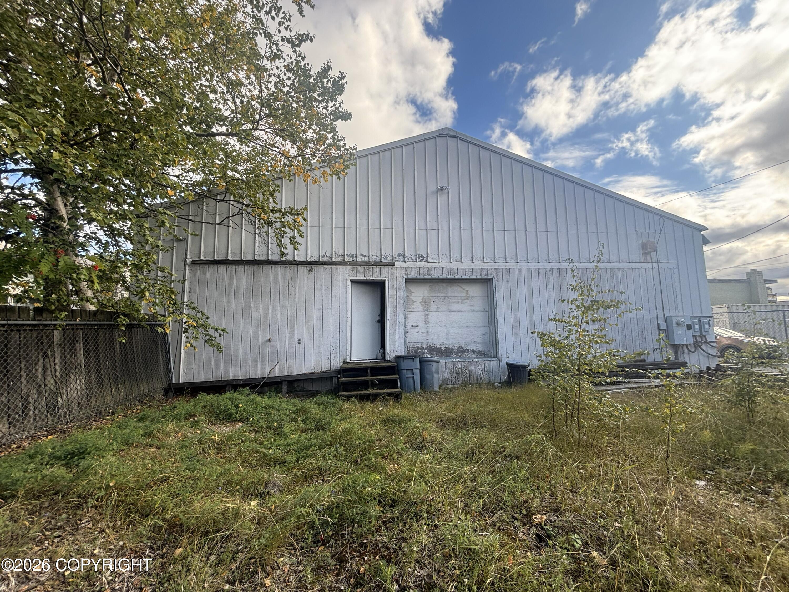 2404 Barrow Street Property Photo 4