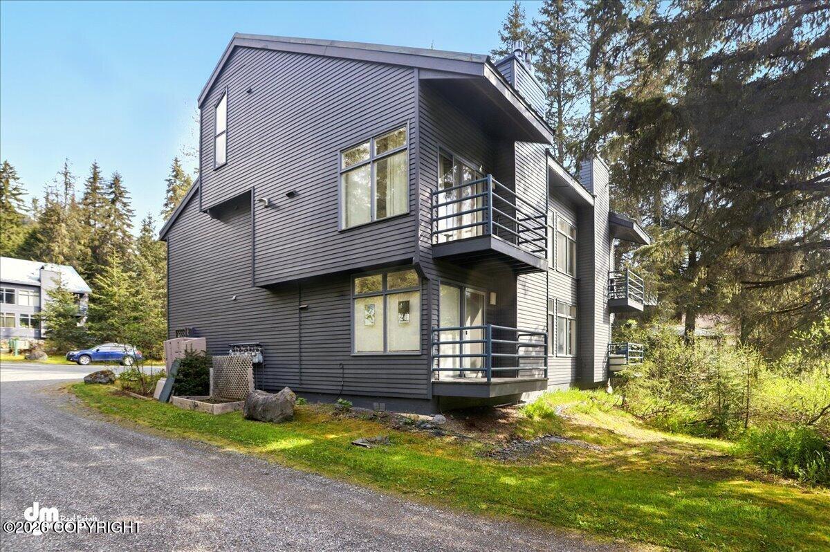 1817 Alyeska Highway #2a Property Photo 25