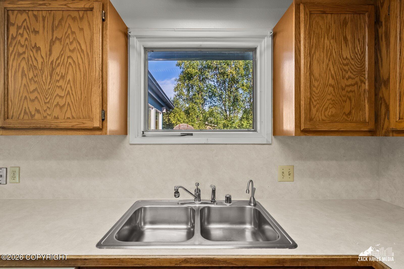 3140 Ambergate Drive Property Photo 15