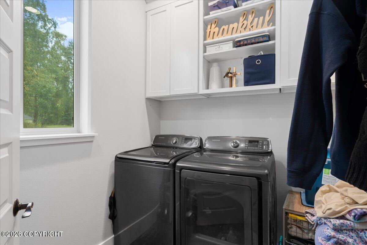 521 E Lochcarron Drive Property Photo 34