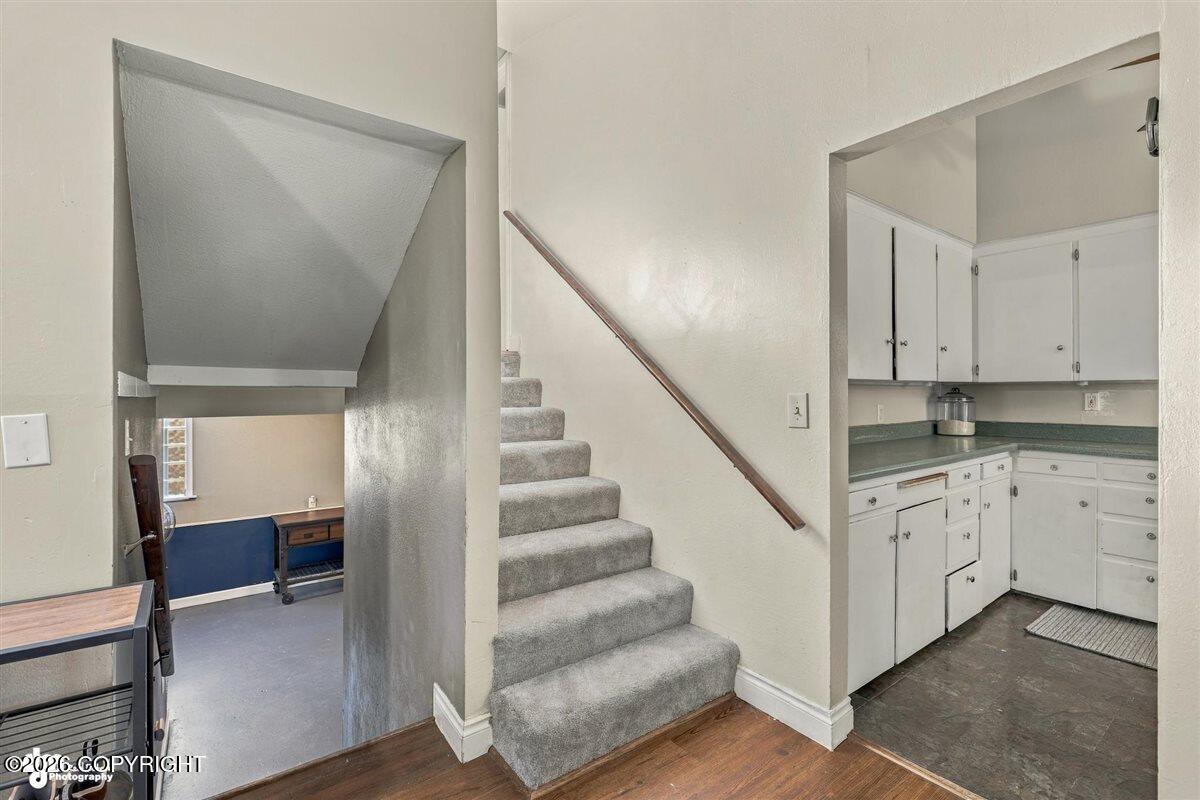 5630 Radcliff Drive Property Photo 10