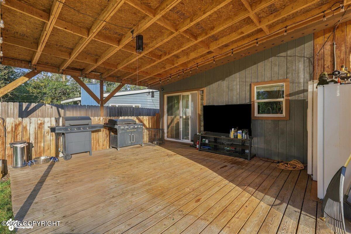 5630 Radcliff Drive Property Photo 27