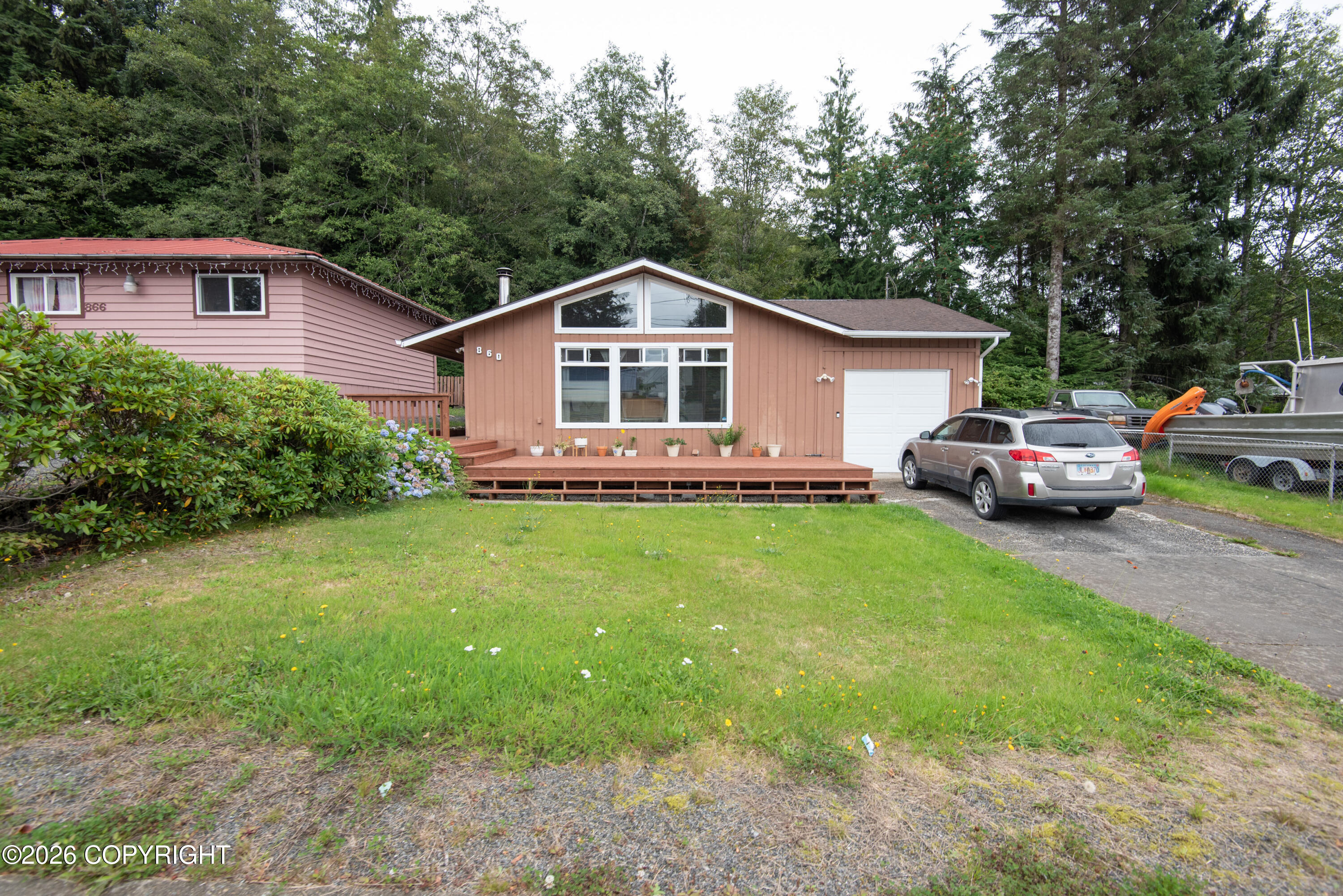 860 Monroe Street Property Photo 1