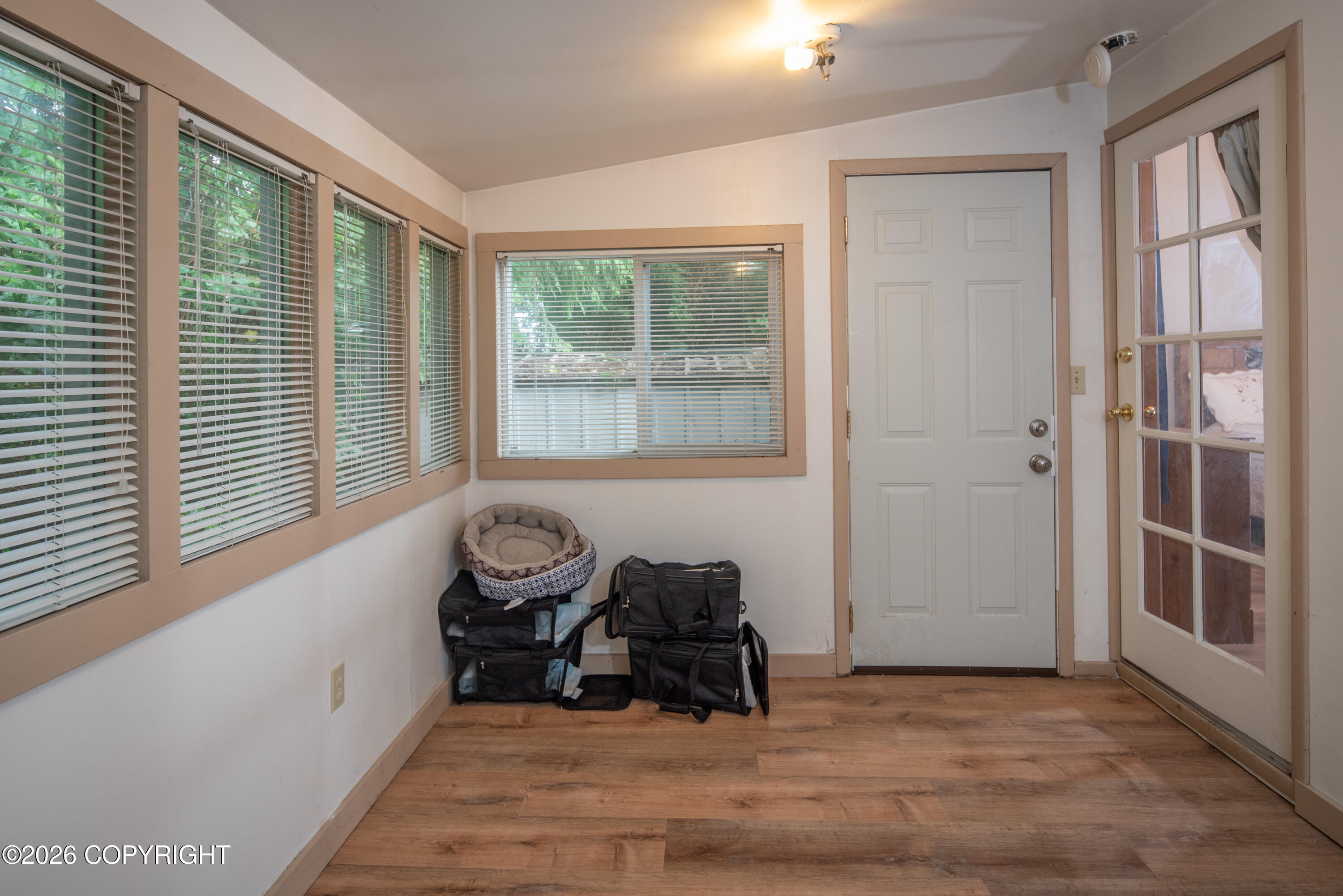860 Monroe Street Property Photo 16