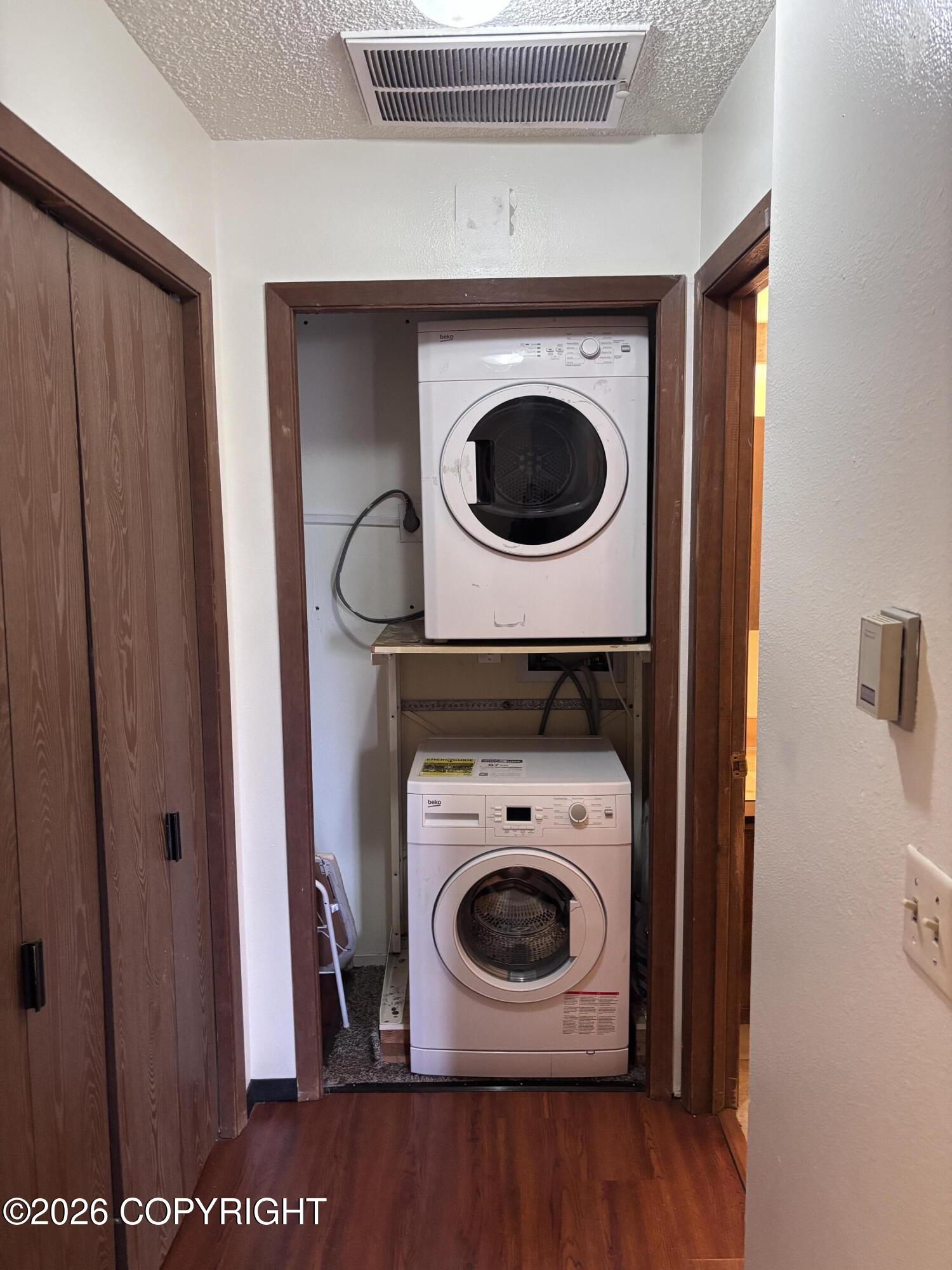 2100 Minerva Way #a20 Property Photo 4