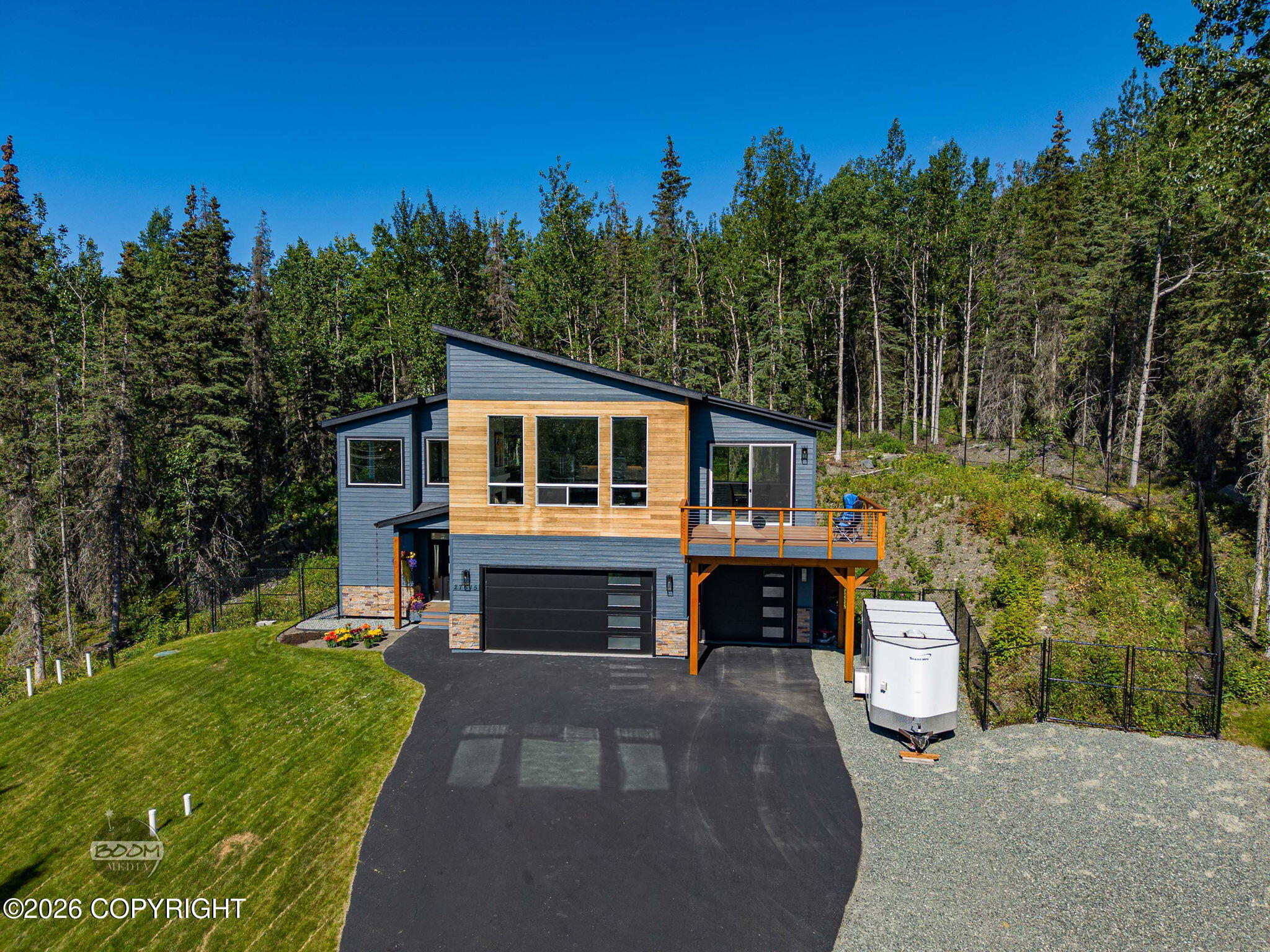 27615 Eagle River Road Property Photo 3