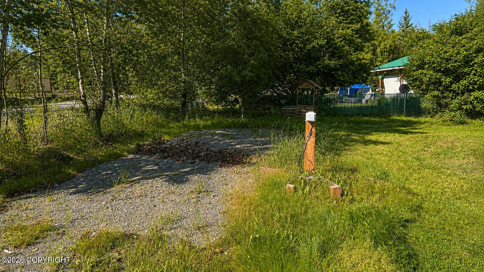 45100 Mary Avenue Property Photo 5