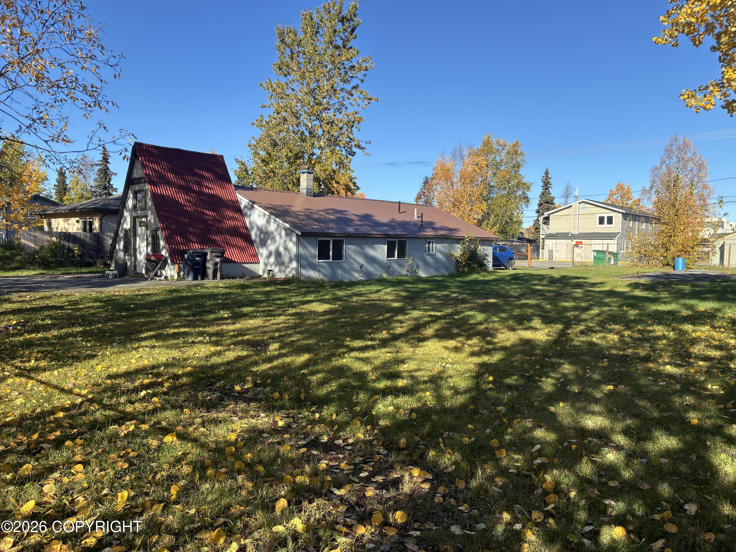 1211 E 11th Avenue Property Photo 2
