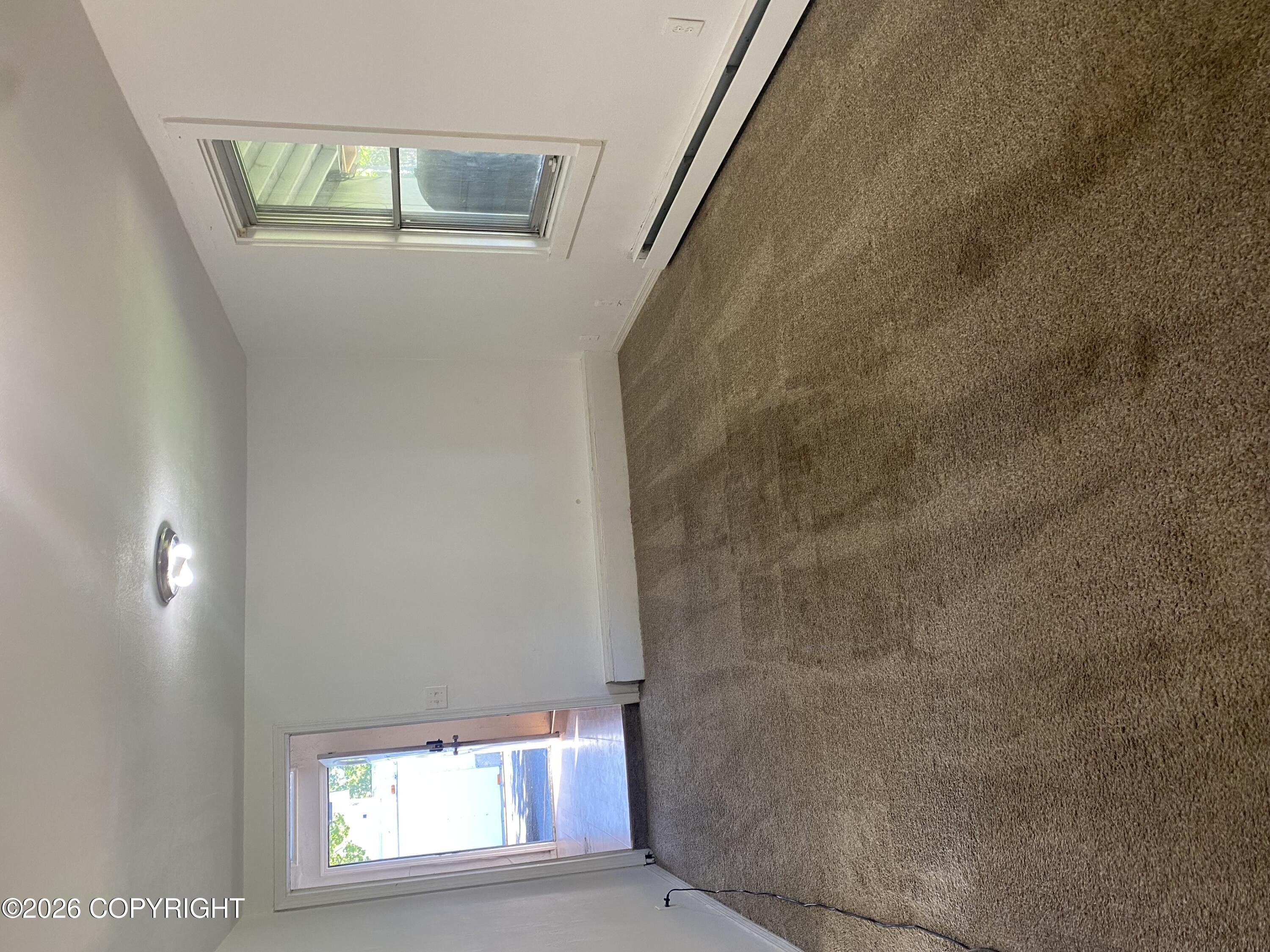 1211 E 11th Avenue Property Photo 7