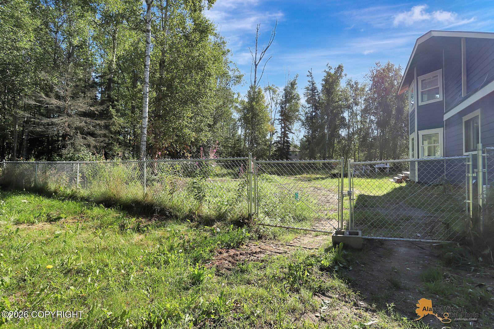 1300 E Glenwood Avenue Property Photo 58