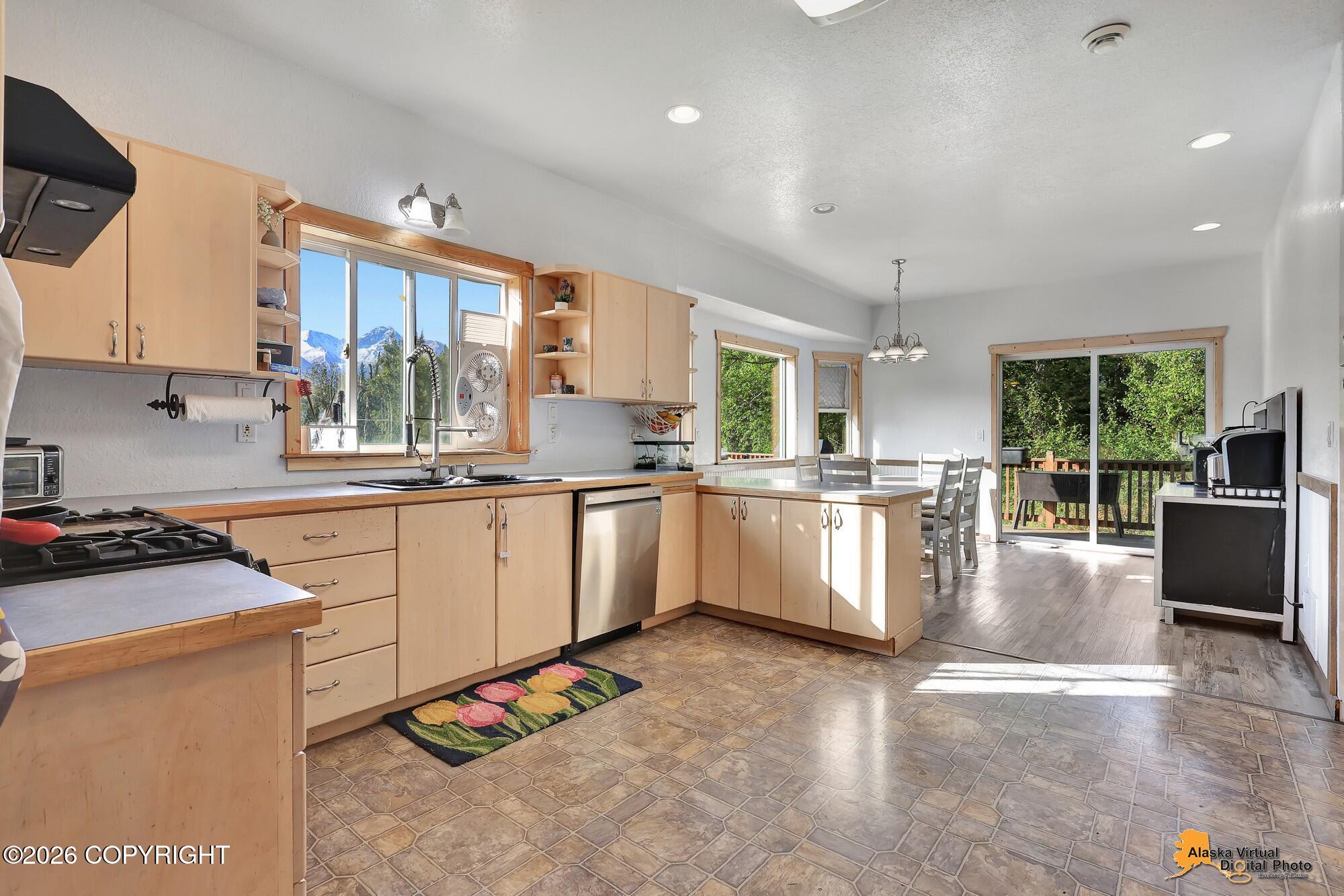 14086 E Doc Mckinley Avenue Property Photo 14
