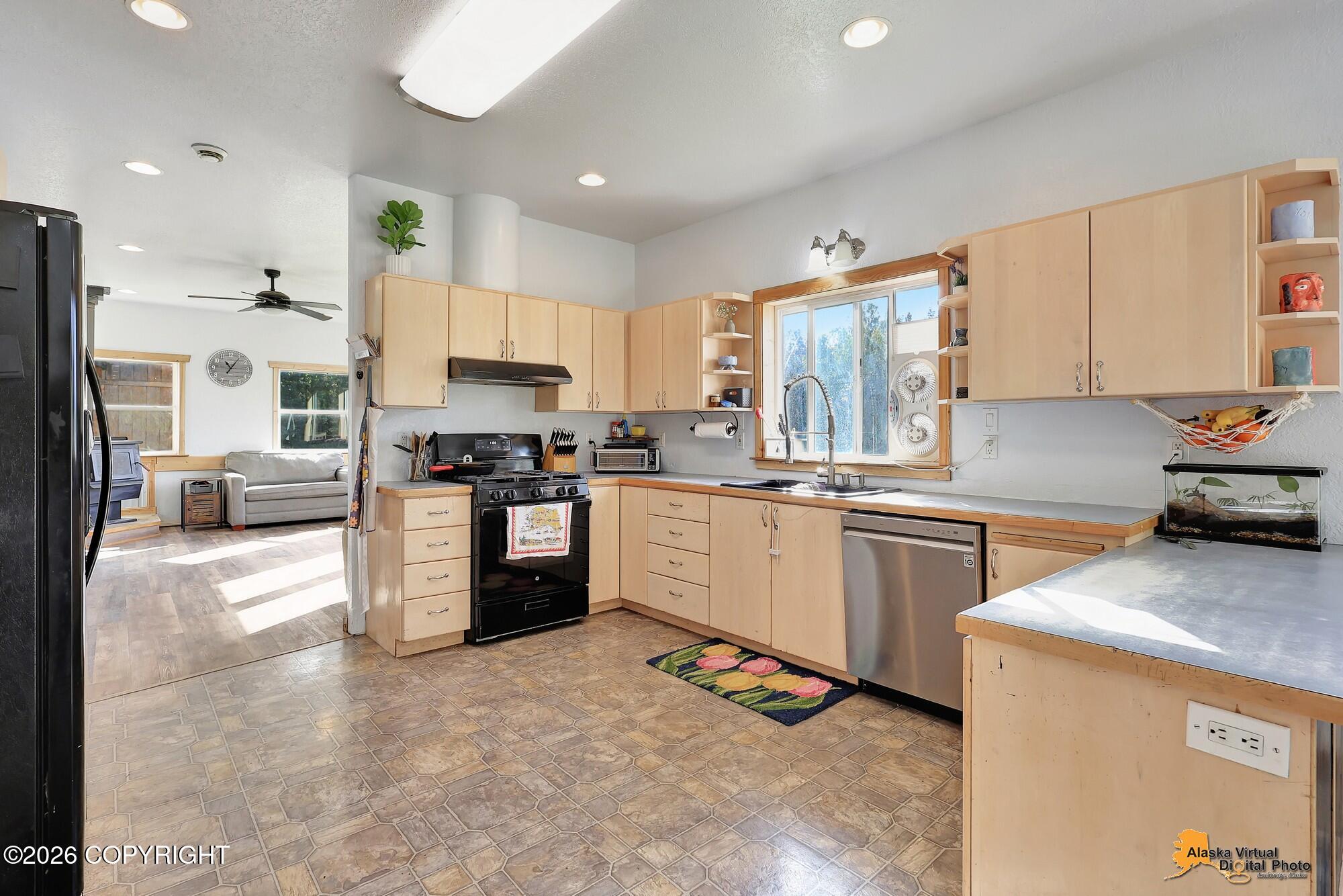 14086 E Doc Mckinley Avenue Property Photo 15