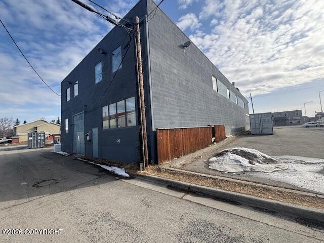 123 E Fireweed Lane Property Photo 5
