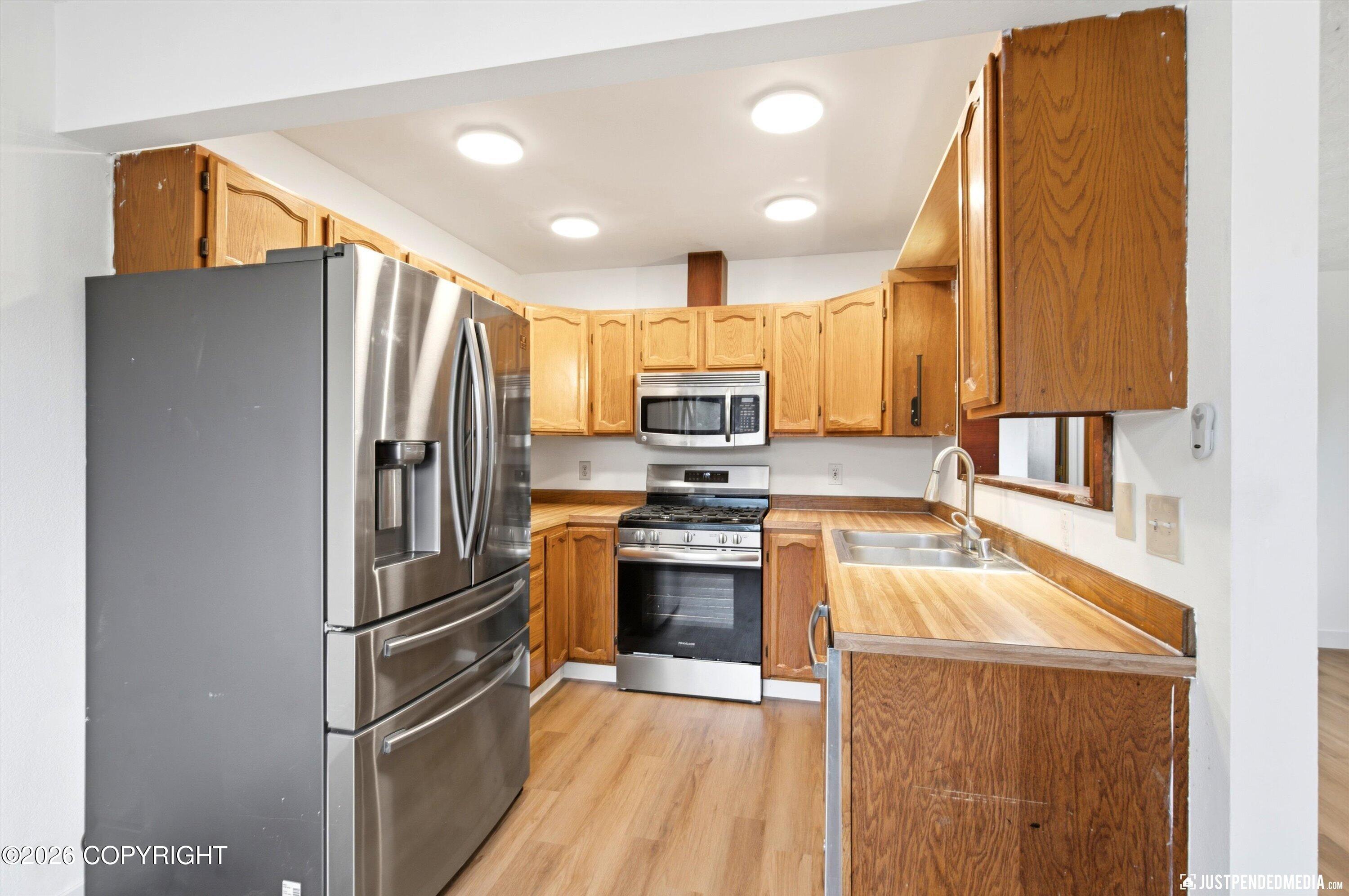 1129 Fred Circle Property Photo 7