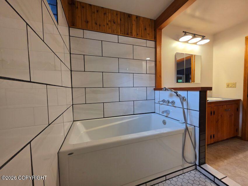 561 Faa Road Property Photo 14