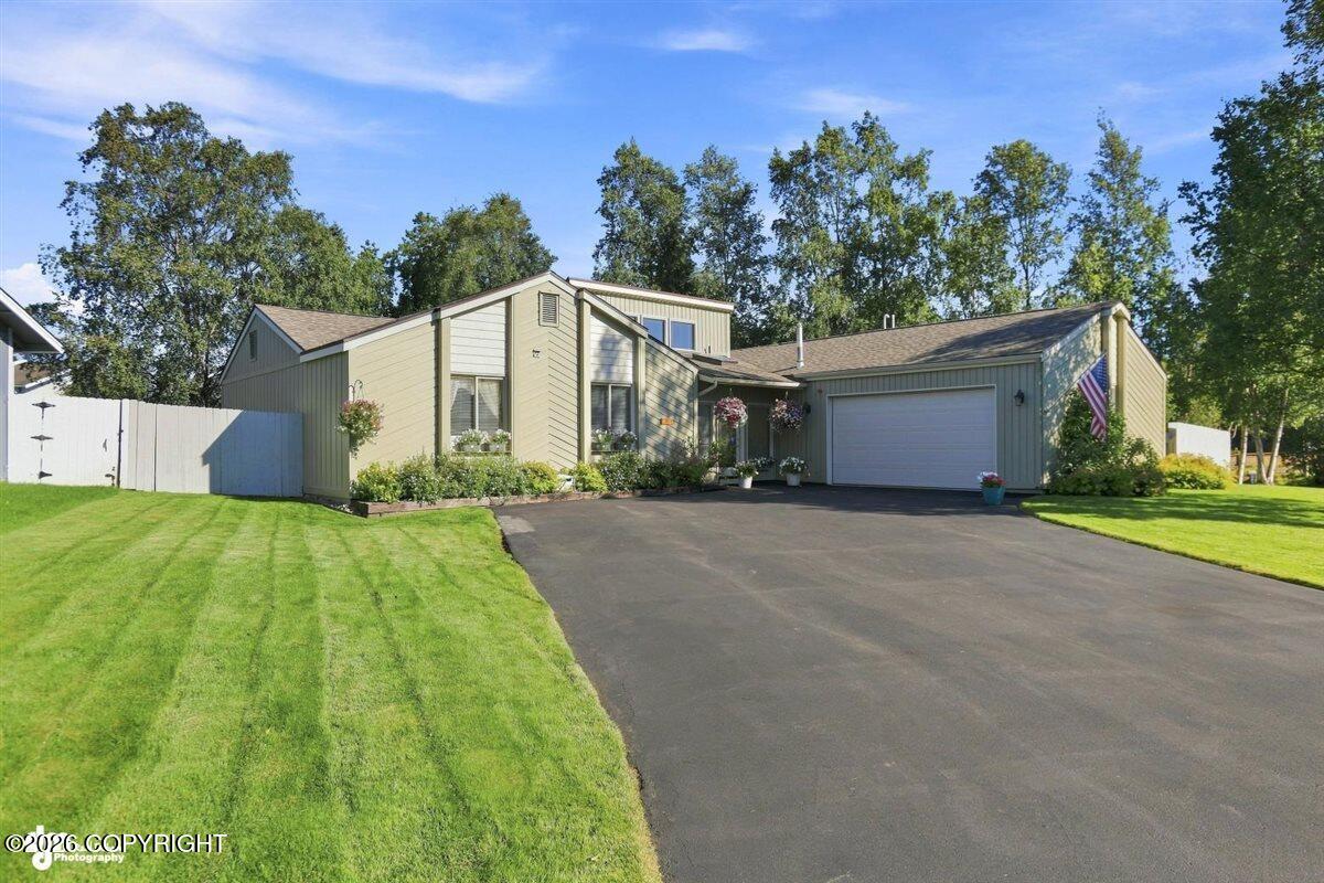3570 Admiralty Bay Drive Property Photo 3