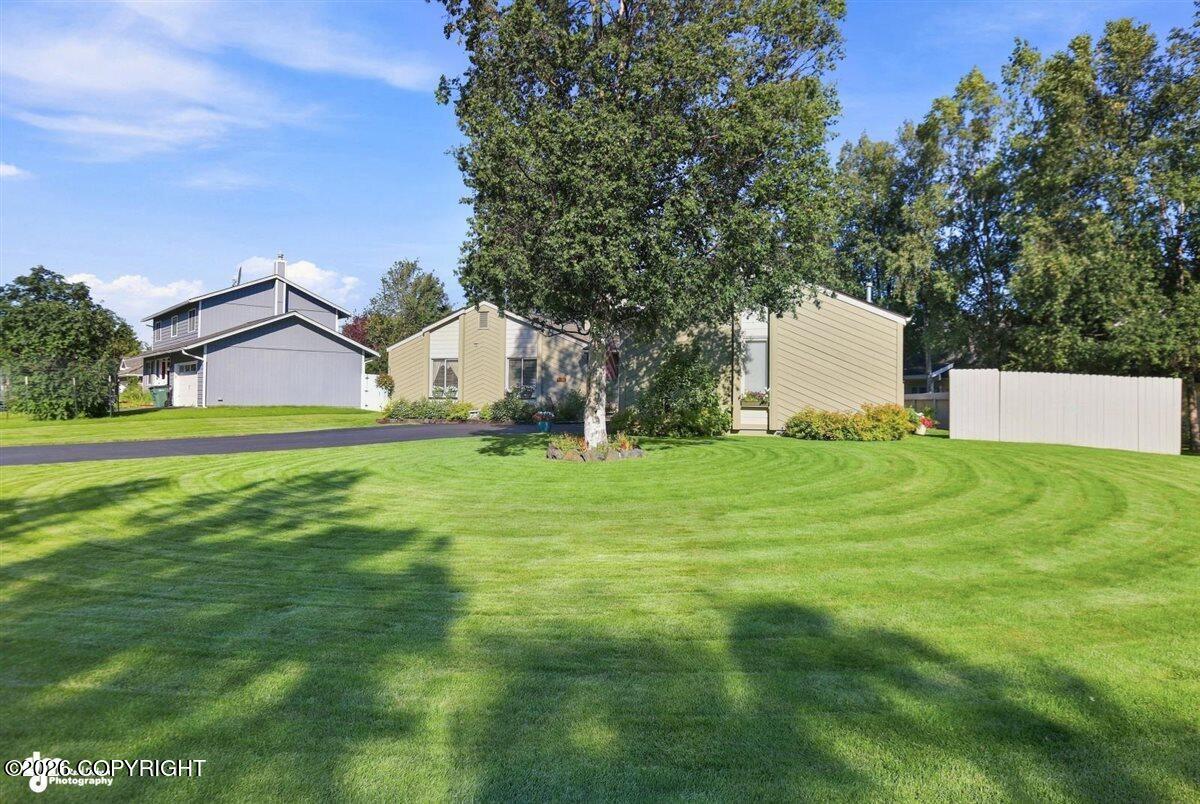 3570 Admiralty Bay Drive Property Photo 4
