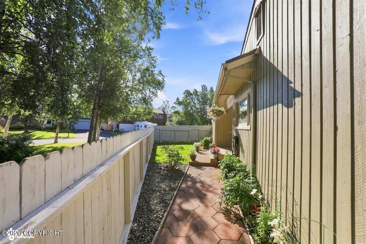 3570 Admiralty Bay Drive Property Photo 5