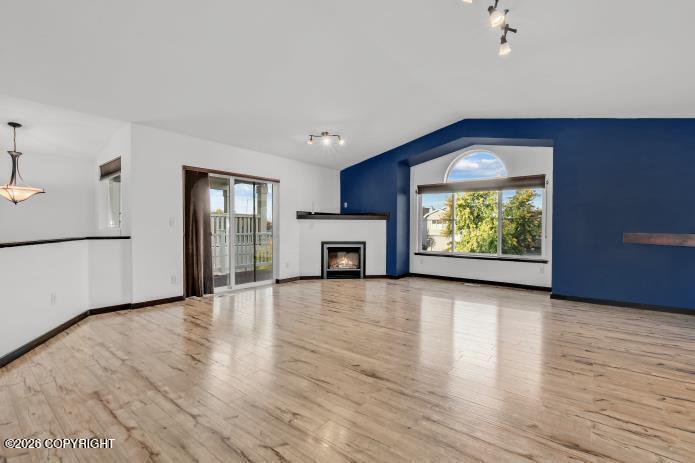 10207 Ridge Park Drive Property Photo 6