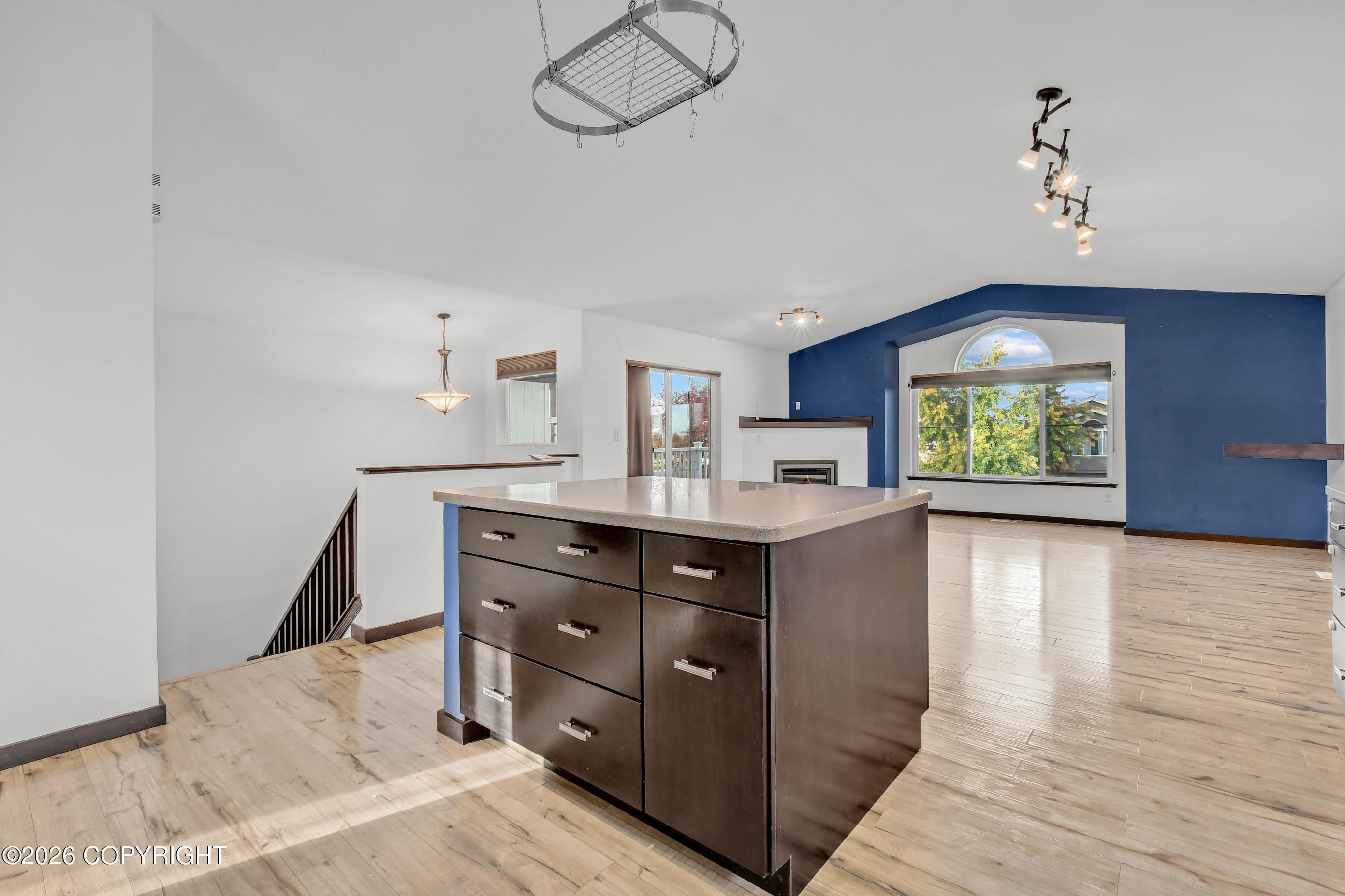 10207 Ridge Park Drive Property Photo 9
