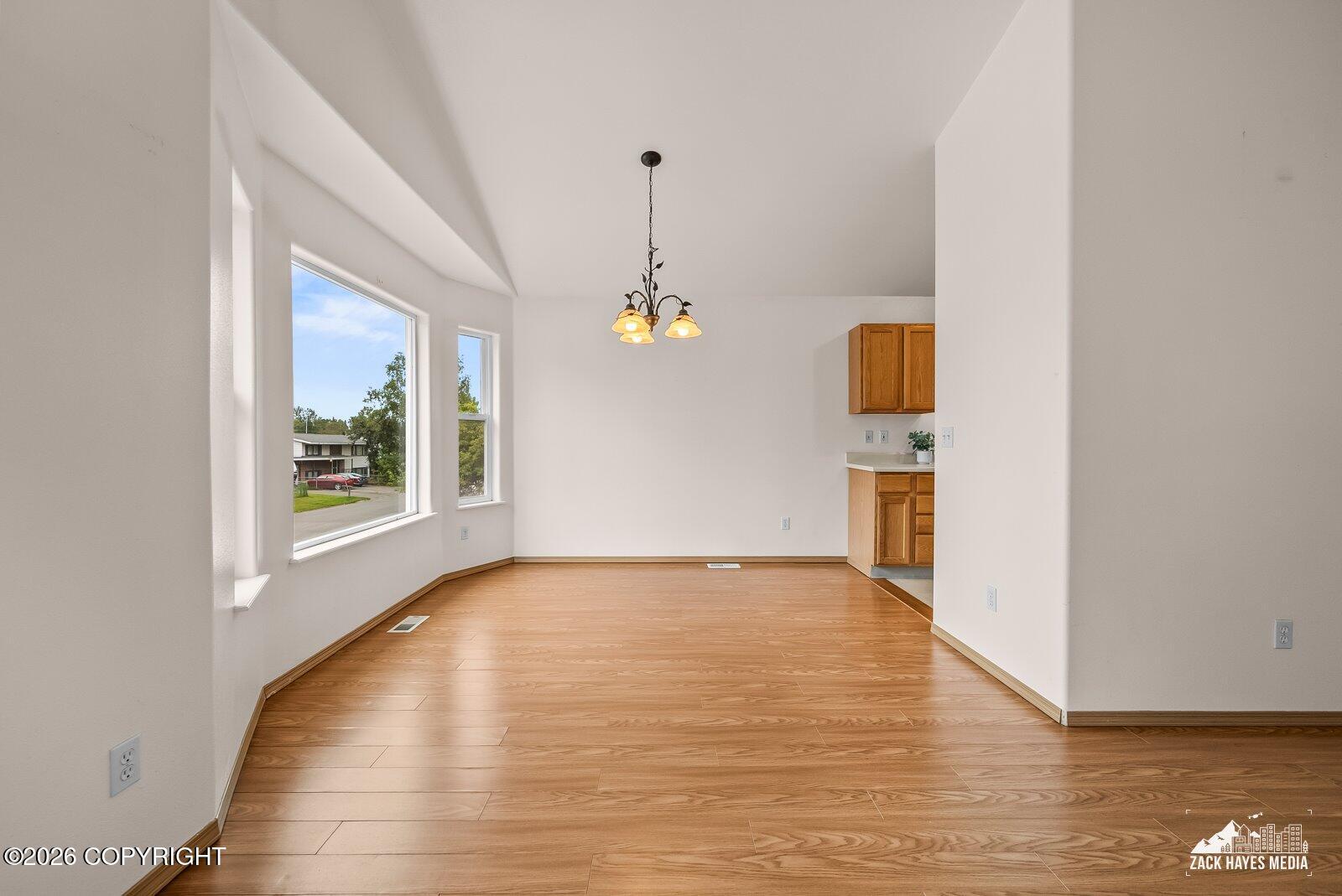 2113 W 47th Avenue Property Photo 15
