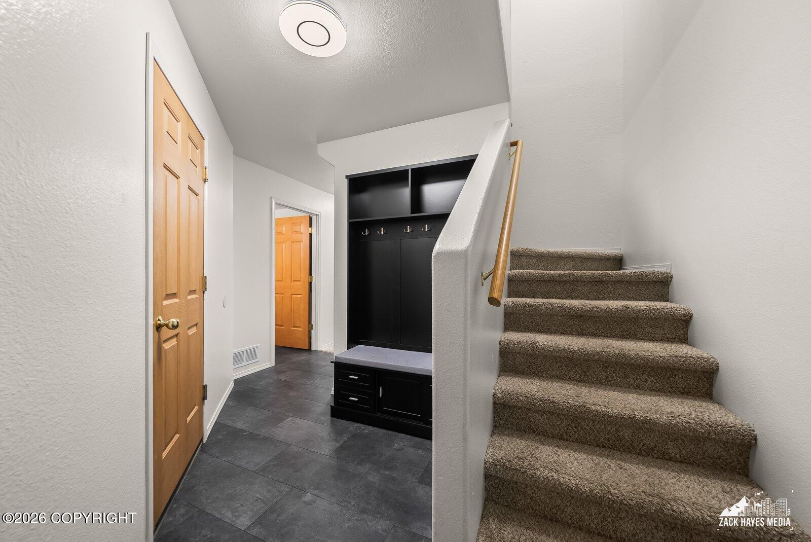 9456 Morningside Loop #b Property Photo 3
