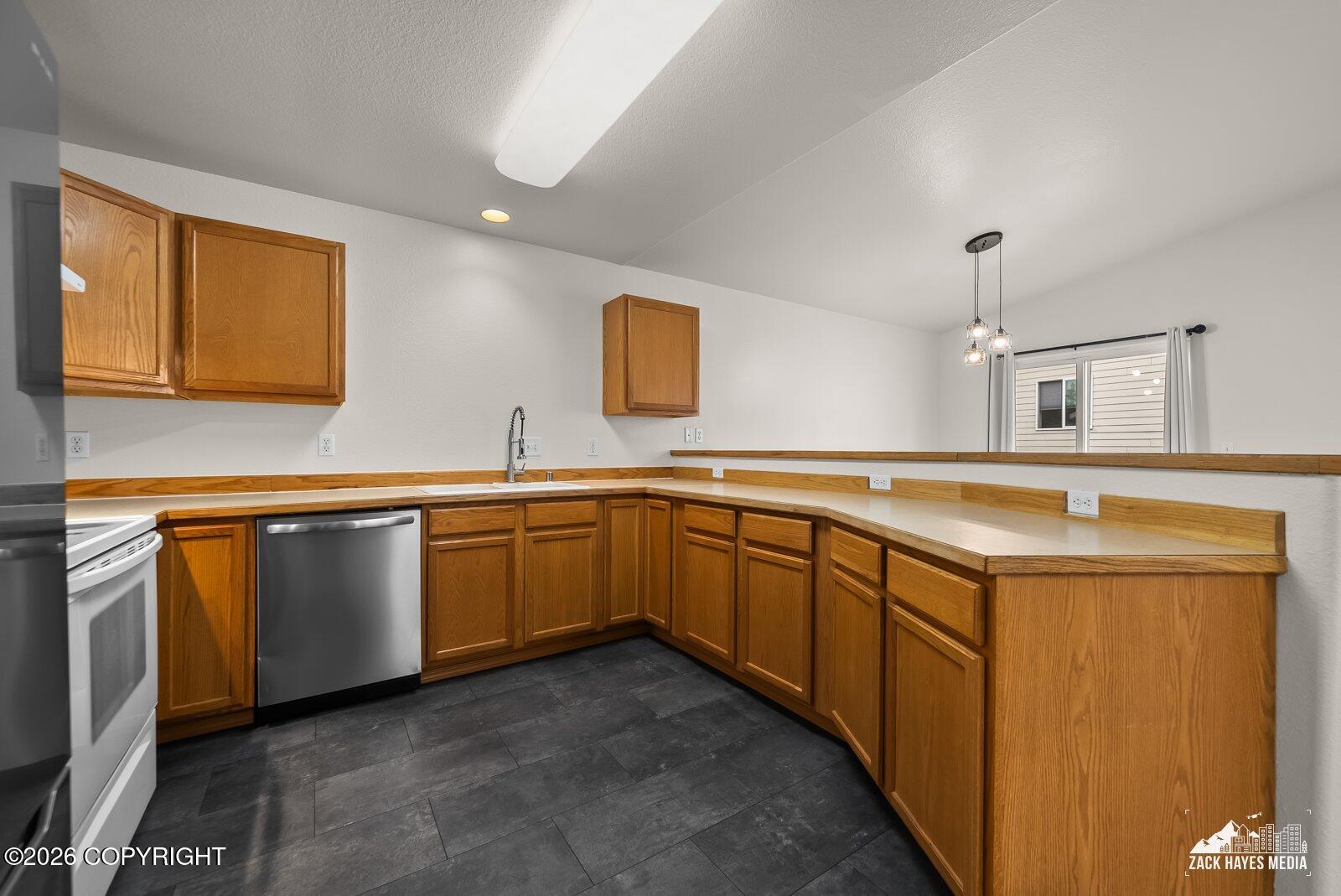 9456 Morningside Loop #b Property Photo 11