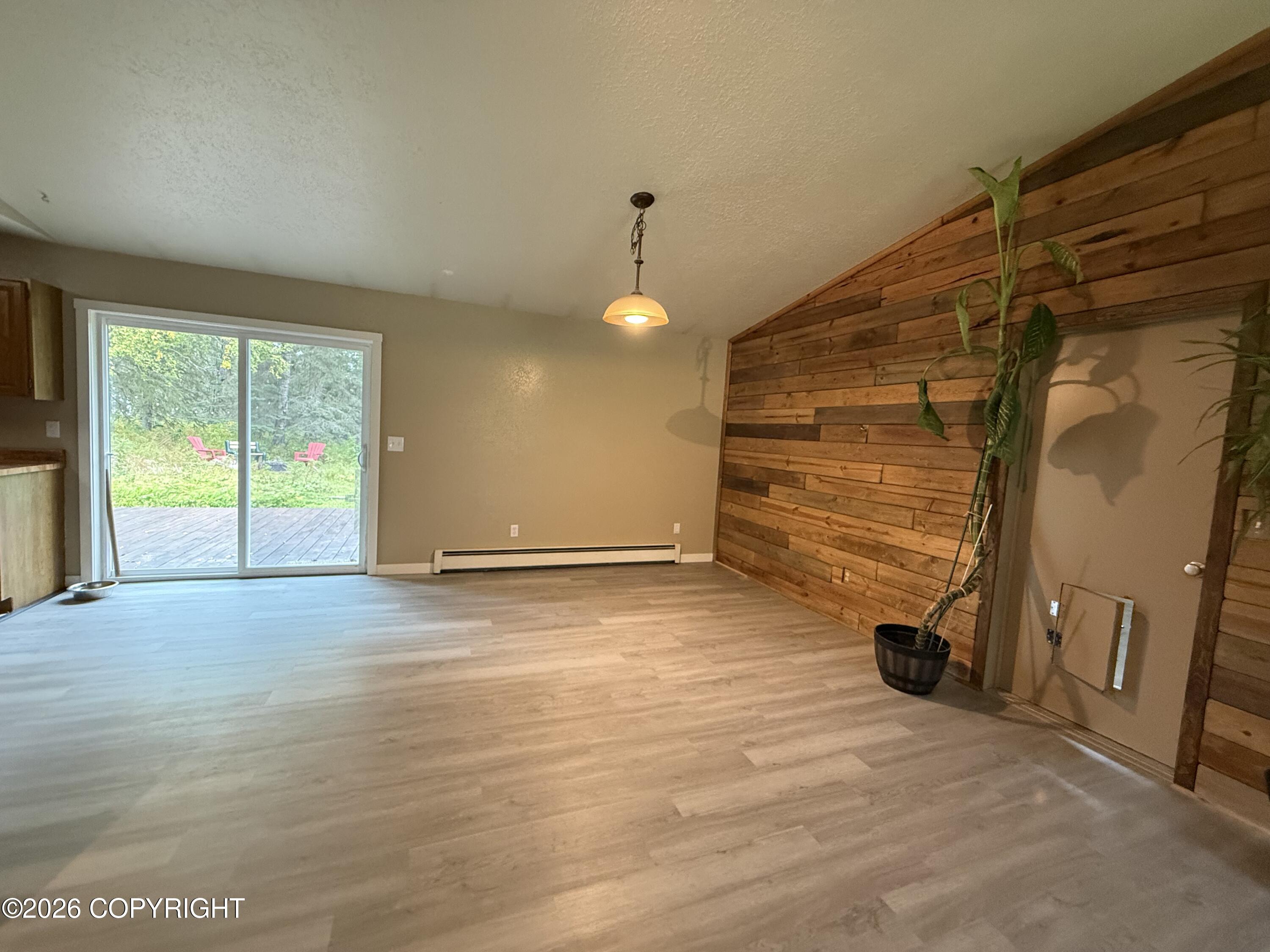 47400 Top Gun Street Property Photo 4