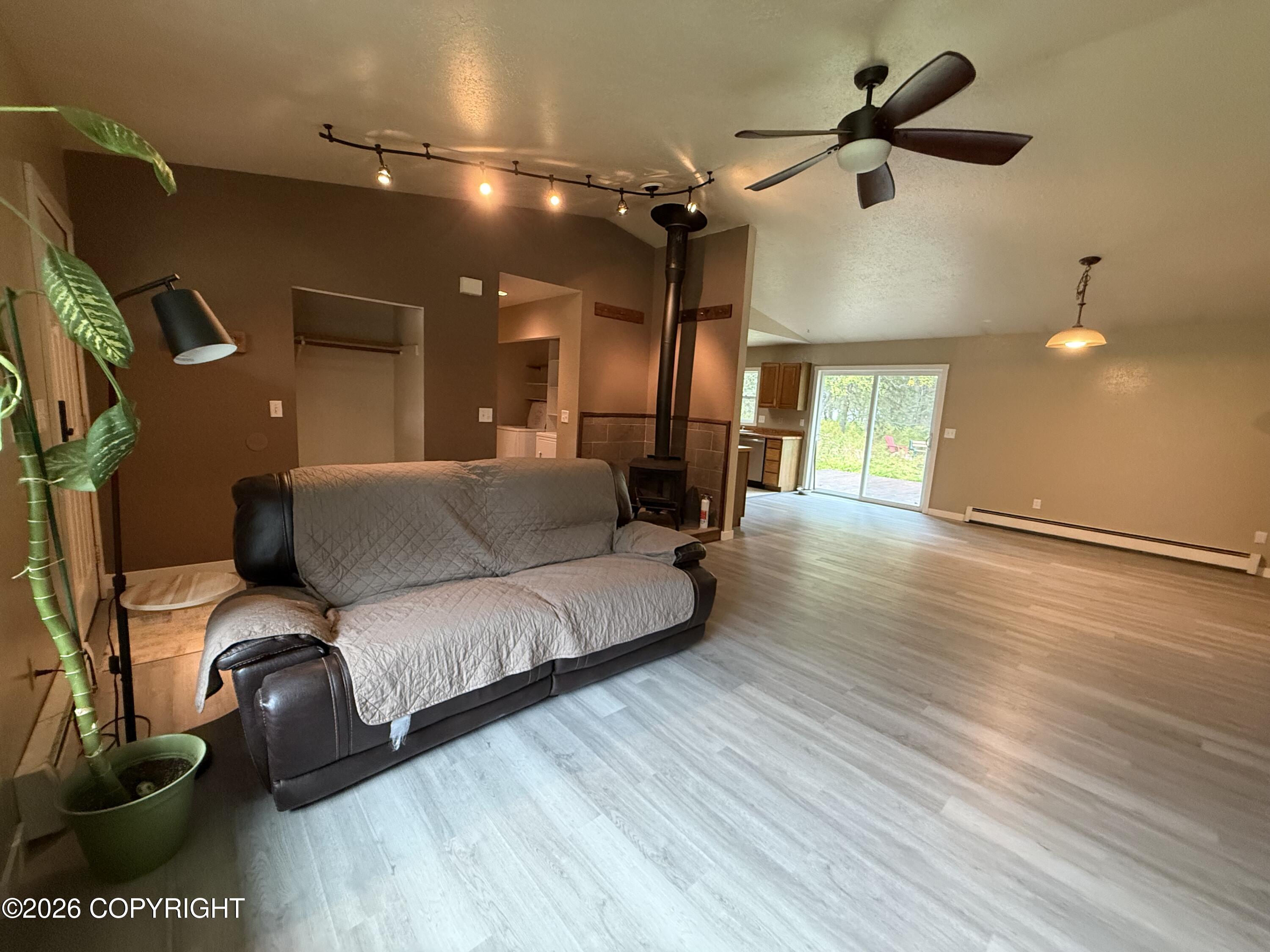 47400 Top Gun Street Property Photo 7