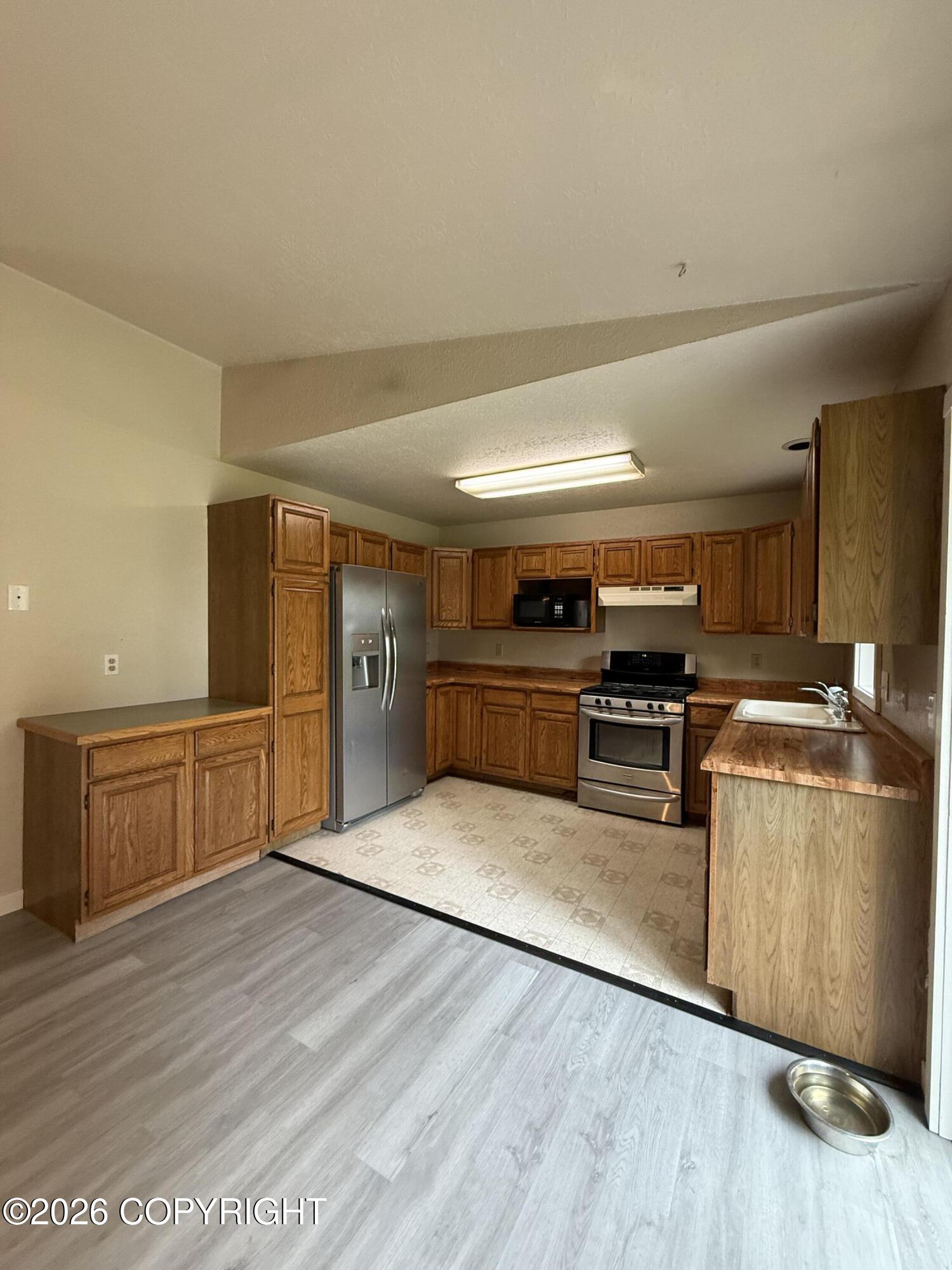 47400 Top Gun Street Property Photo 10