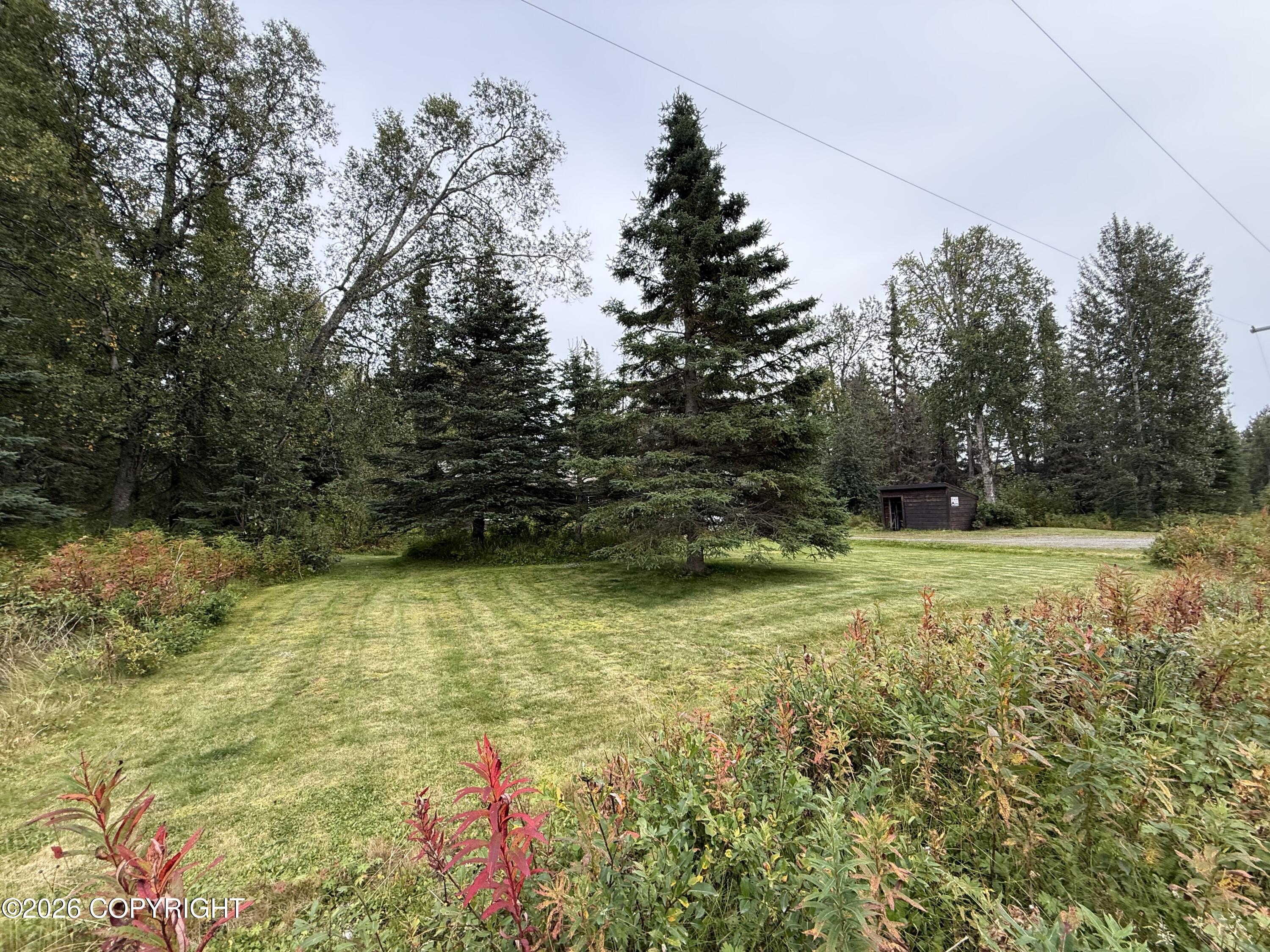 47400 Top Gun Street Property Photo 32