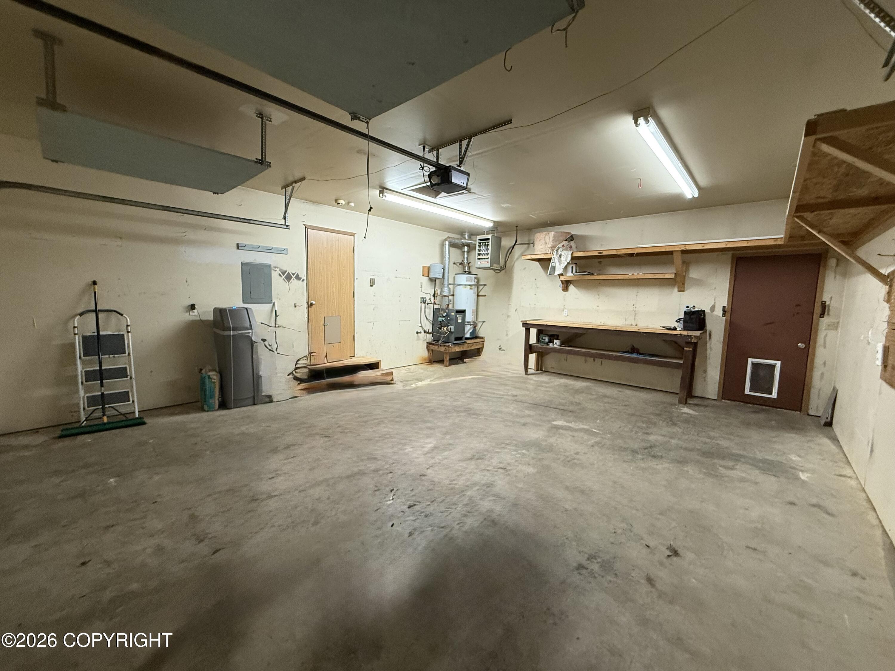 47400 Top Gun Street Property Photo 33