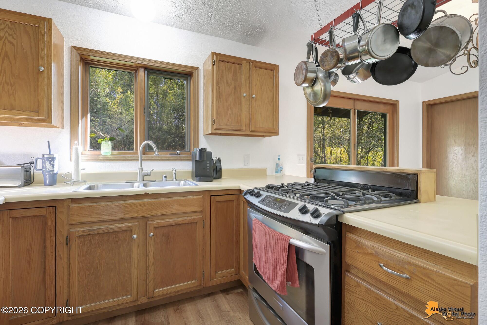 460 E Mcadoo Way Property Photo 18