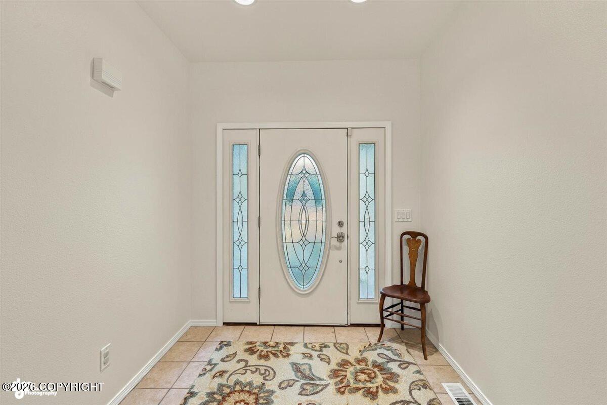 2950 S Emporers Circle Property Photo 3