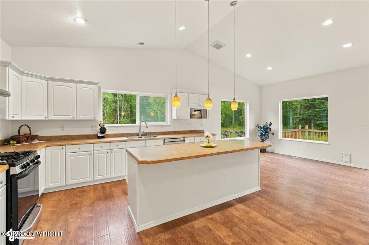 2950 S Emporers Circle Property Photo 13
