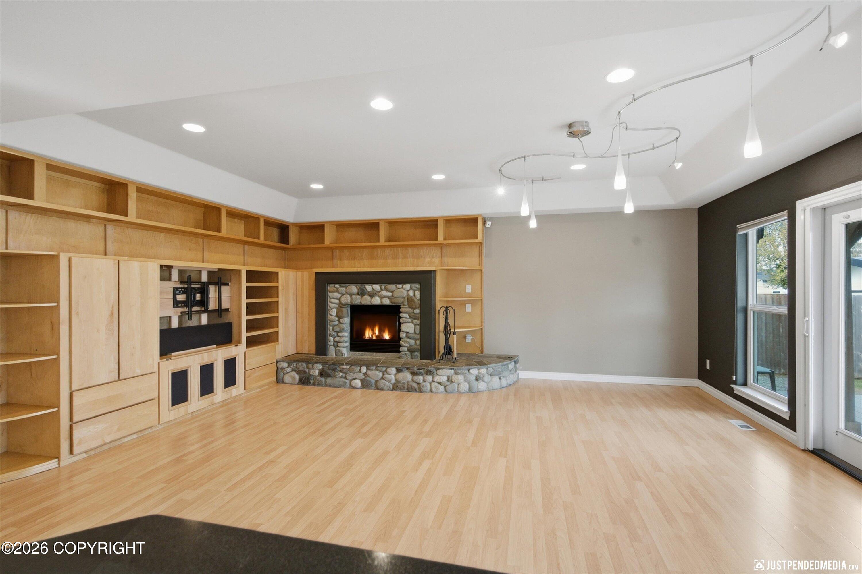9925 Poseidon Drive Property Photo 13
