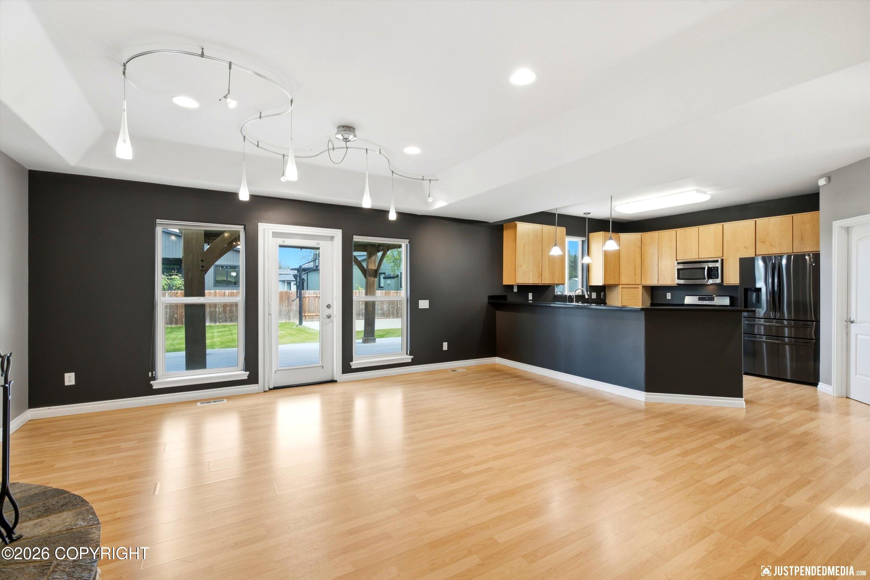 9925 Poseidon Drive Property Photo 14