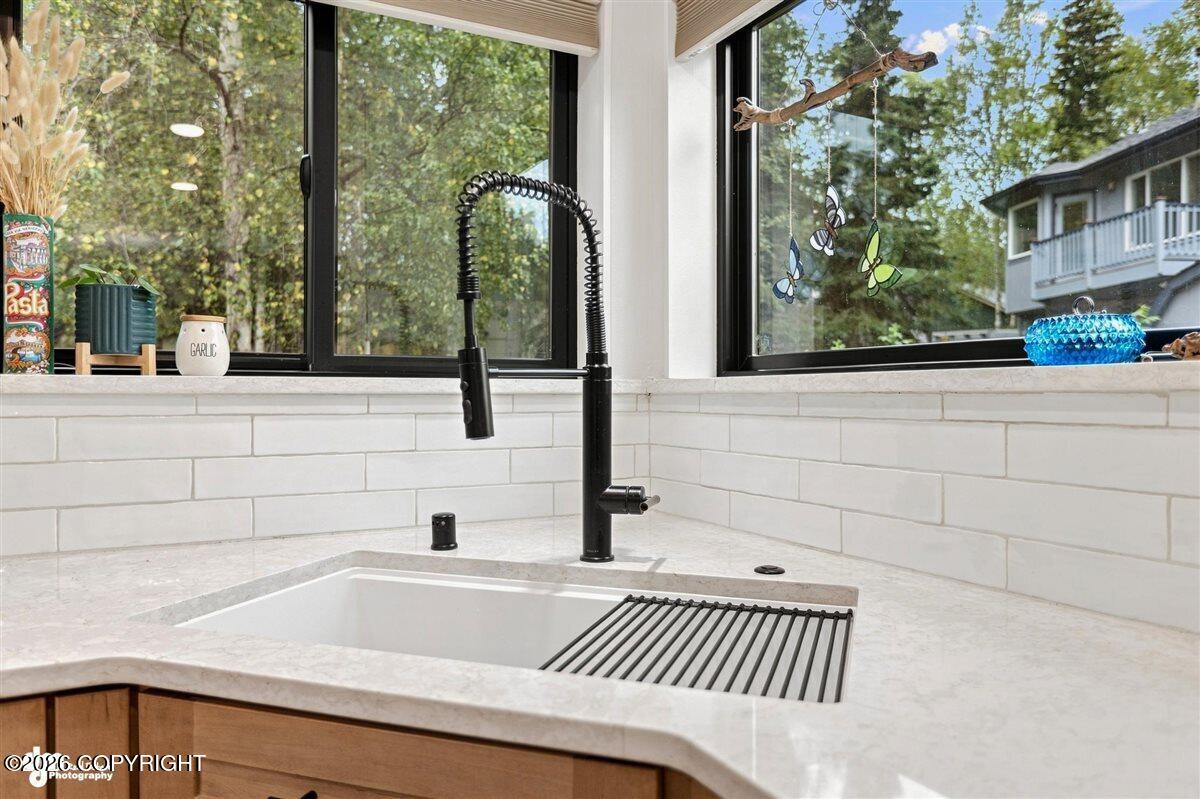 19316 S Mitkof Loop Property Photo 10