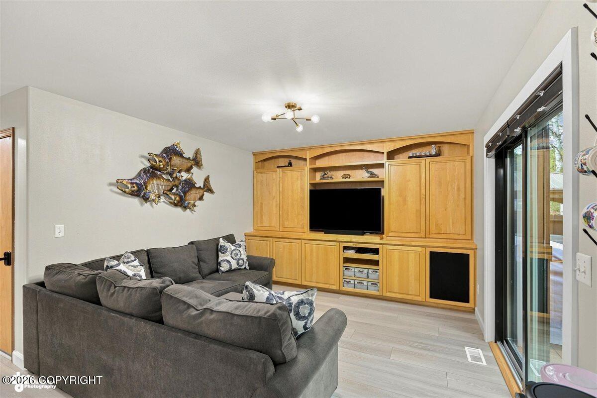19316 S Mitkof Loop Property Photo 14