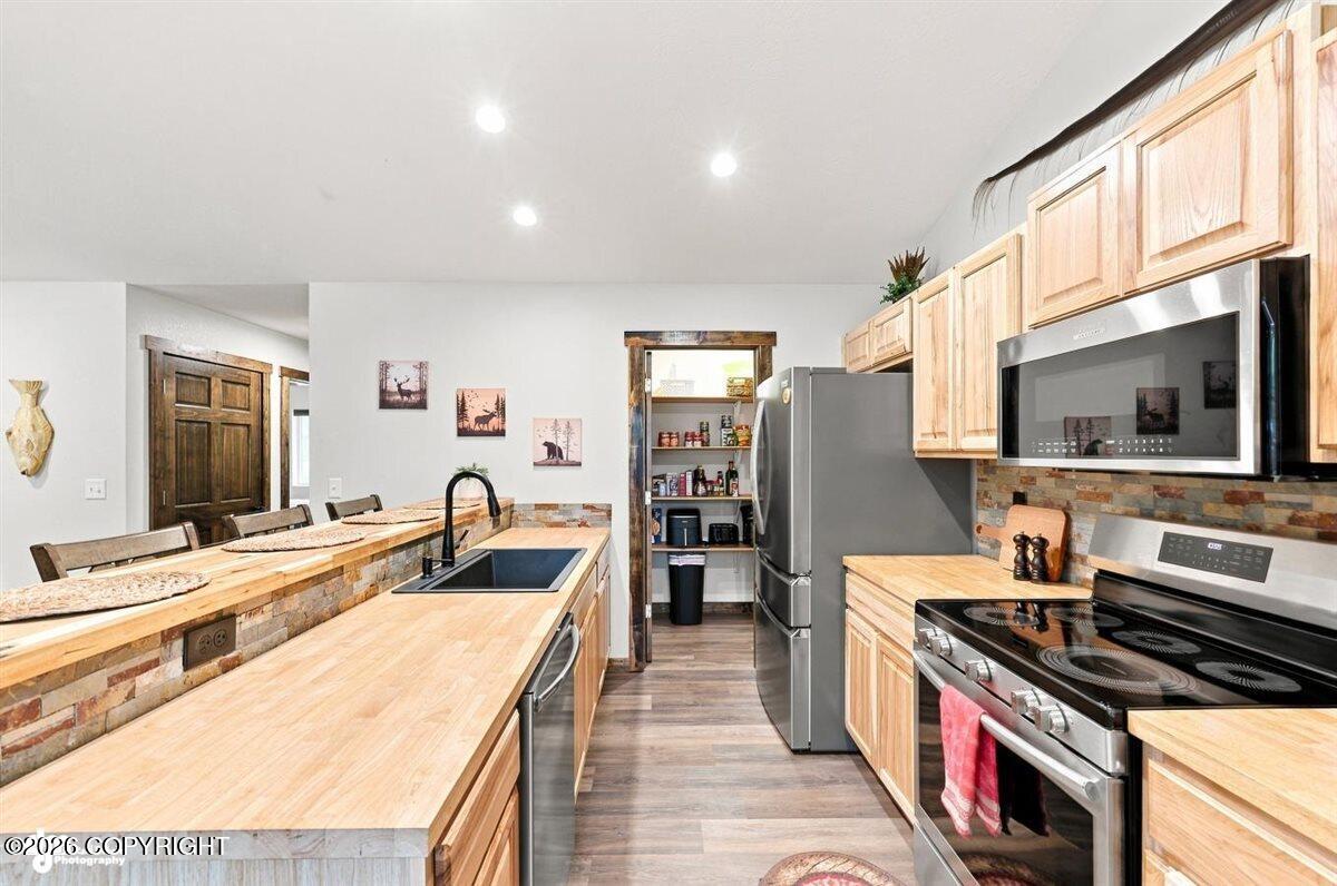 44545 Strawberry Road Property Photo 9