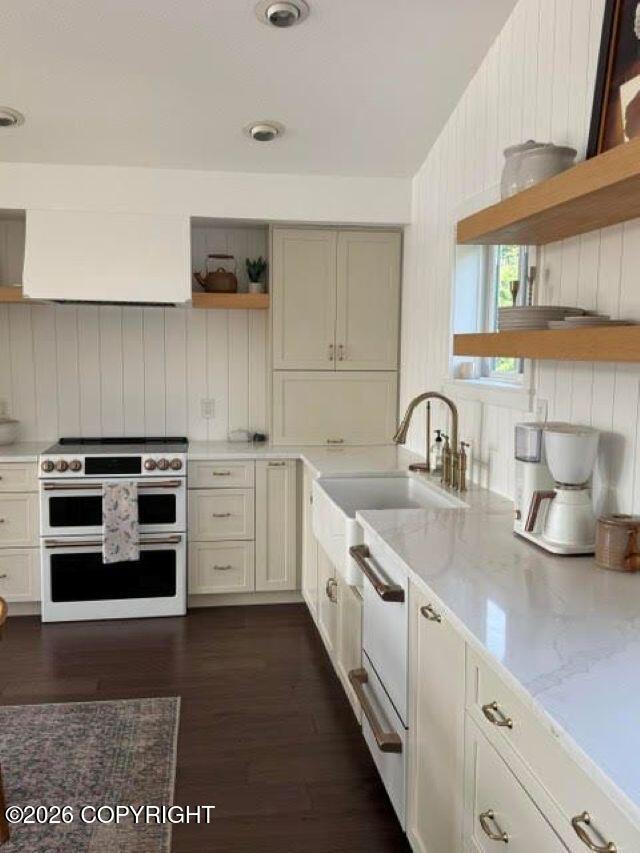 3004 Barker Street Property Photo 7