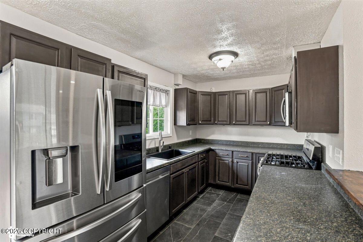 10812 Goodpaster Circle Property Photo 12