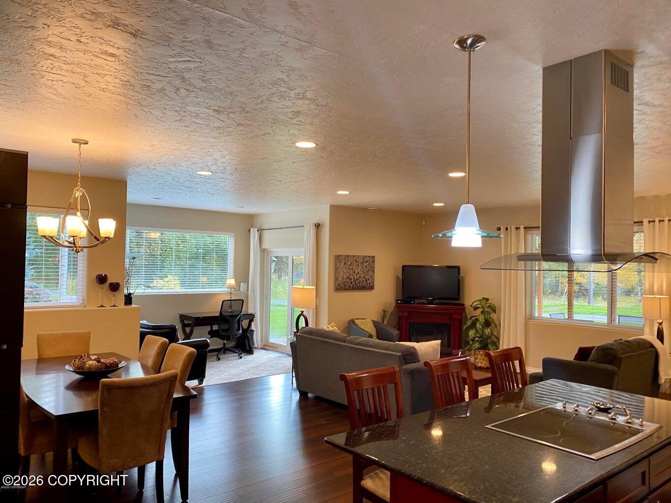 3825 E Klatt Road Property Photo 5