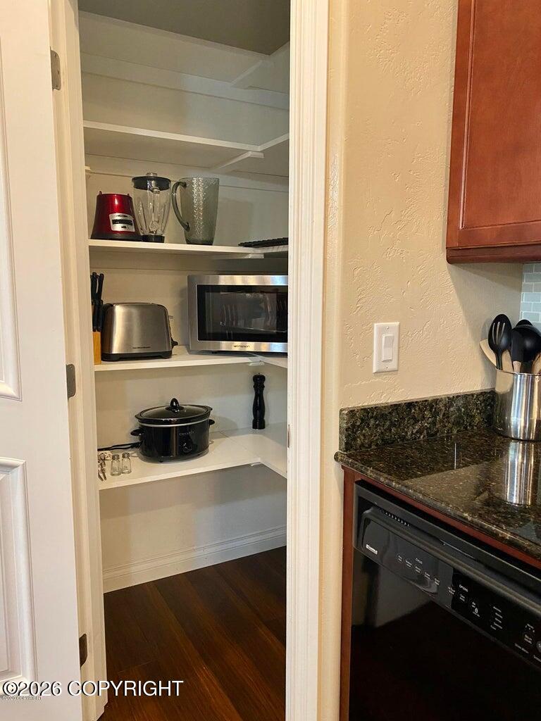 3825 E Klatt Road Property Photo 6
