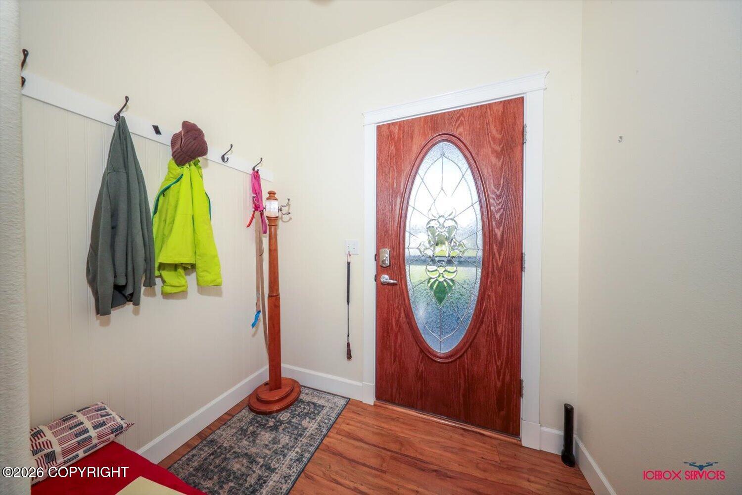 670 E Primrose Circle #b Property Photo 5