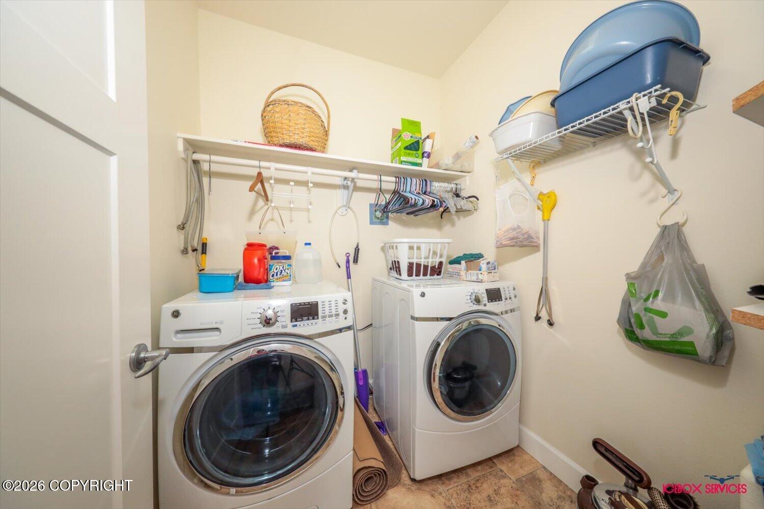 670 E Primrose Circle #b Property Photo 31